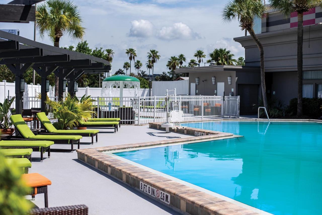 Holiday Inn & Suites Across From Universal Orlando By Ihg Dış mekan fotoğraf